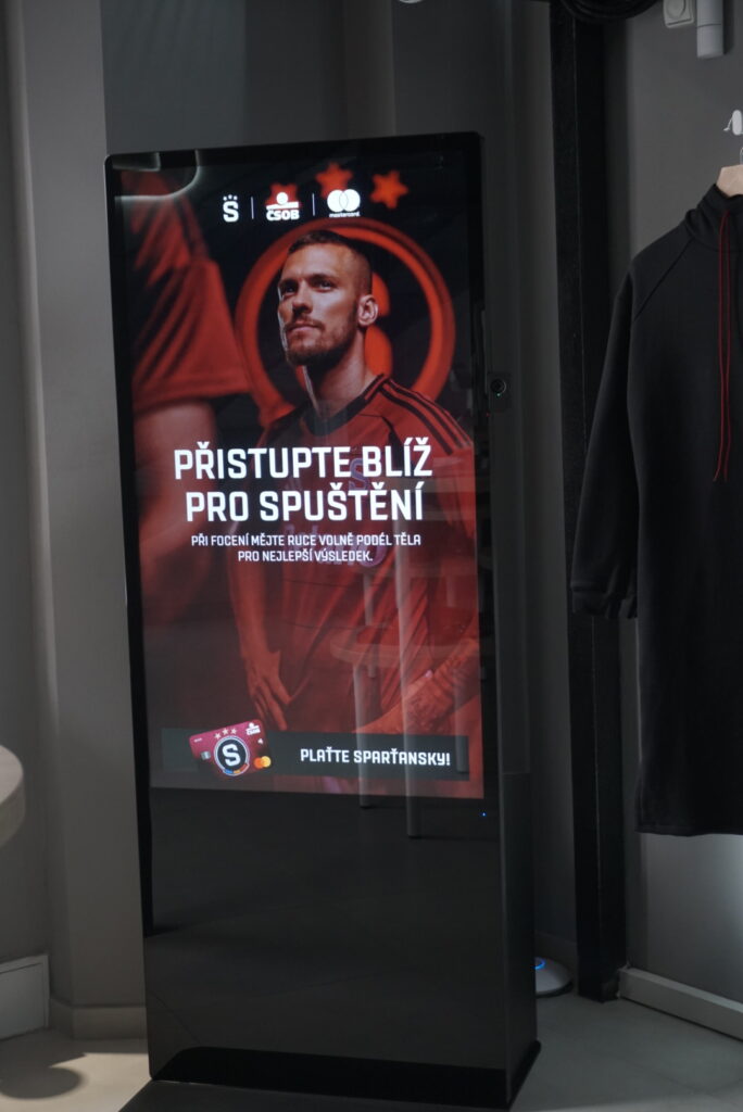 AI Mirror • Footballmania