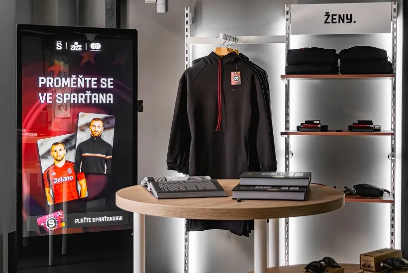 AI Try-On Booth • Footballmania