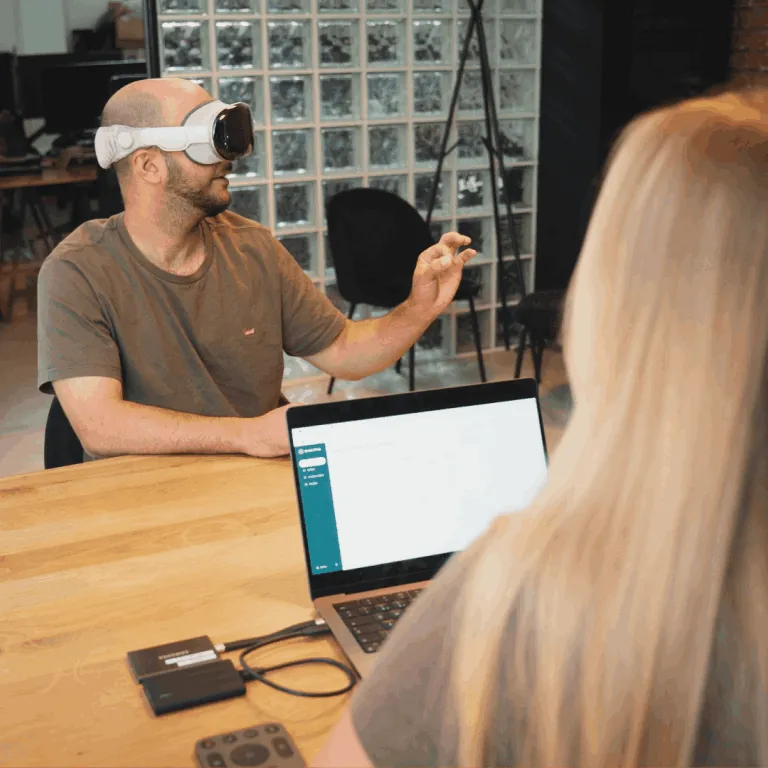VR BEHAVIORAL LAB • AMBIS